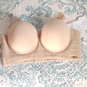 Beautiful Colombian brassier.